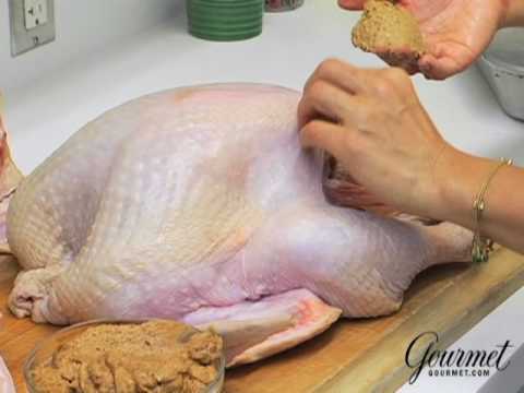 How to Get a Moist Turkey with a Butter-Rub